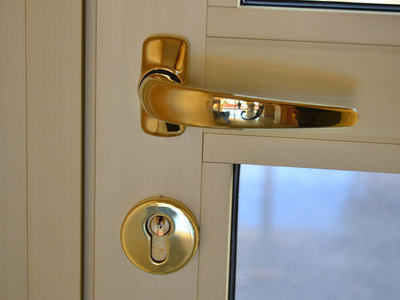 Accessoires pour portes
