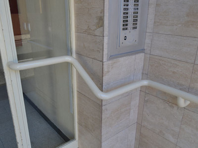 Main-courante accs immeuble